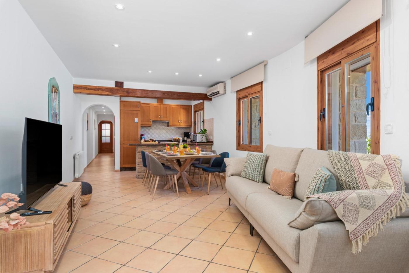 Villa Joan - Plusholidays كاليبي المظهر الخارجي الصورة